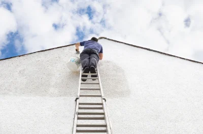 Peinture extérieure à Neuvy-en-Dunois — façades et ravalement